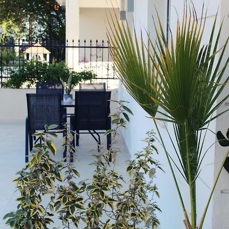 Apartamento Saan Luxury Living Nea Kallikrateia Exterior foto
